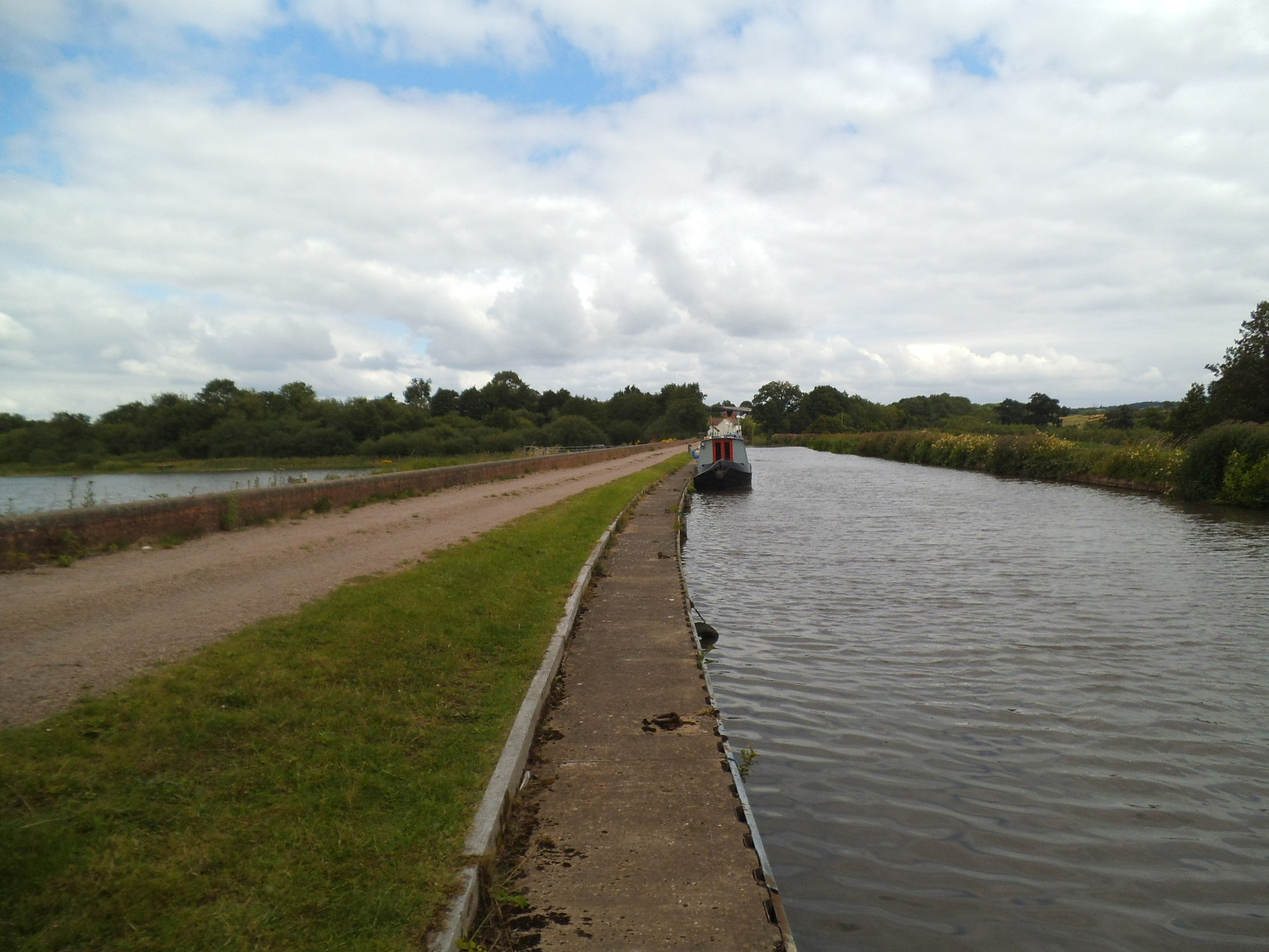 Bittell (Electric) Long Term L1 :: Waterside Moorings
