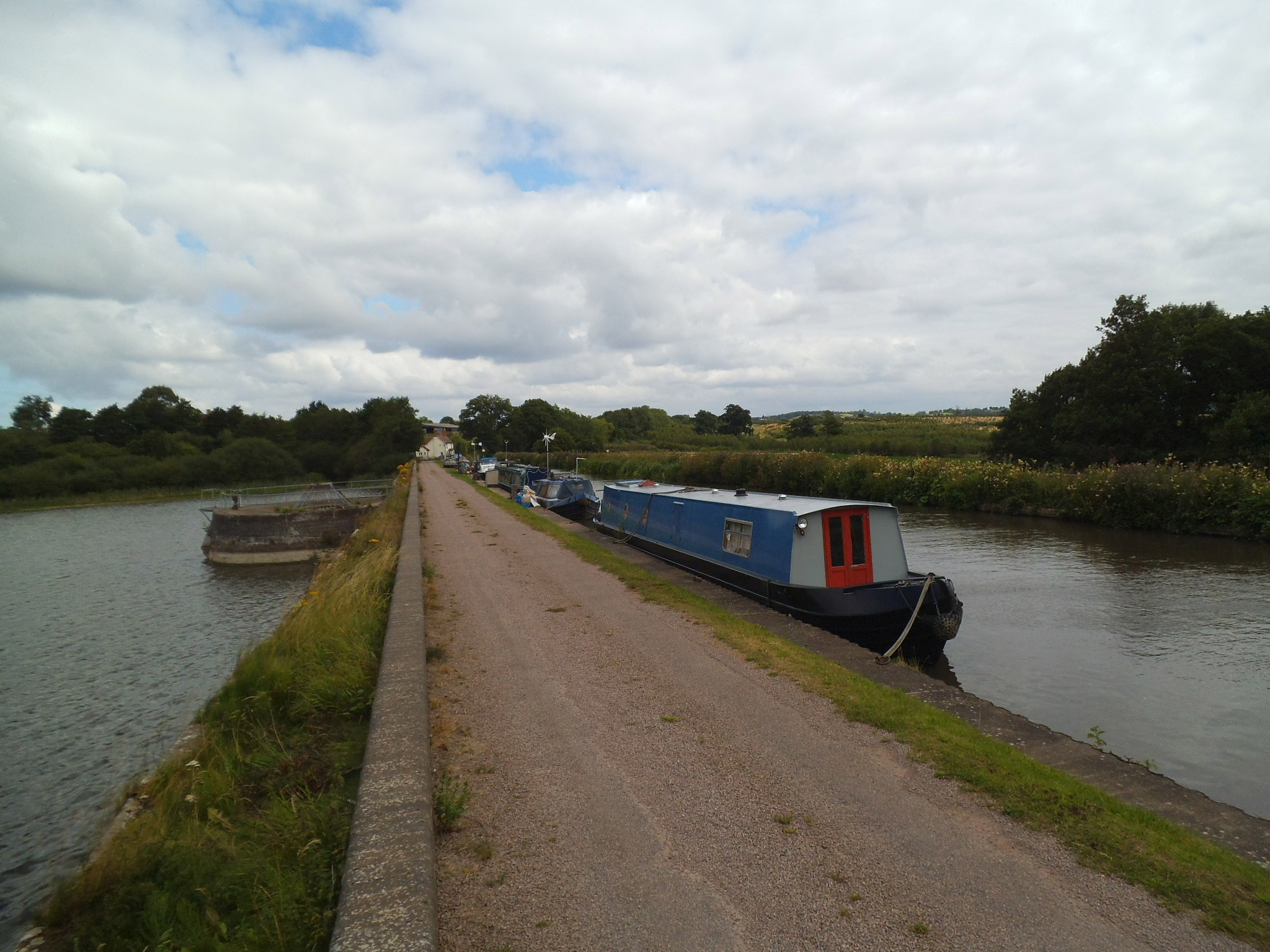 Bittell (Electric) Long Term L1 :: Waterside Moorings